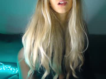 girl pervyblonde image #940242