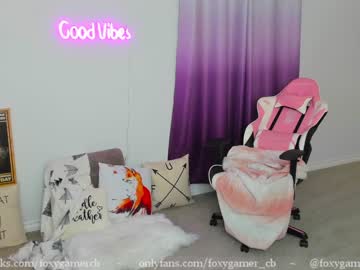 girl foxy_gamer image #1245534