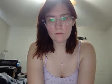 littleangel2559 naked cam