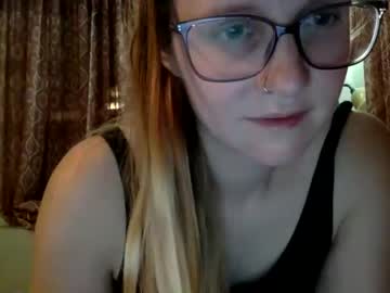 girl allywonderland77 image #2688432