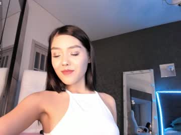 girl aura_kiss image #3071984