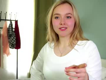 girl odelynbrower image #4077222