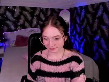 vivi_rosse naked cam