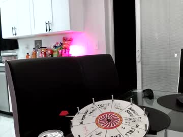mistie_hightops naked cam