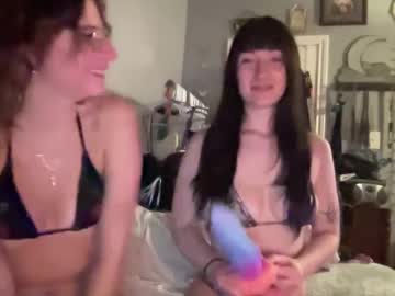 lilliana_444 naked cam