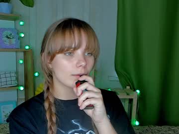 girl maimichelle image #2151149