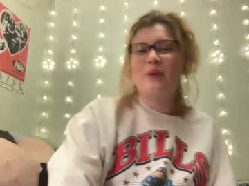 girl commieslut420 image #665227