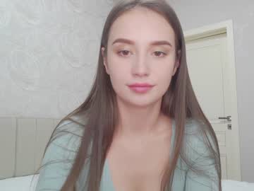girl _hey_siri_ image #3414272
