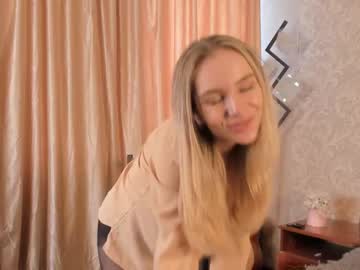 girl gertruda_shy image #3913878