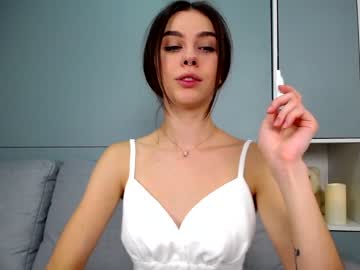 girl nika_lodge image #3150215