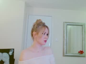 girl myassistant image #398592
