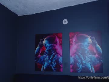 brad1_ naked cam