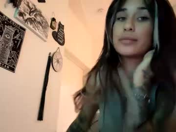 girl skyyefox image #3938119