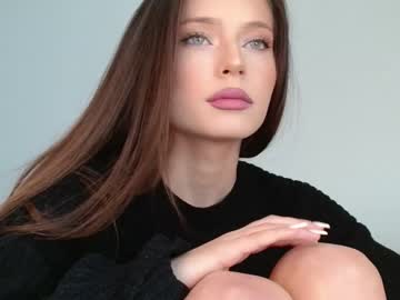 girl isia_slay image #2194053