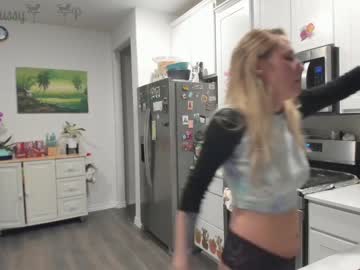 girl pr3ttyp1nkpussy image #1634053