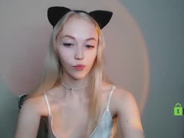 modest_elizabeth naked cam