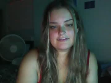 fruityslutt naked cam