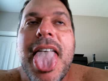 man hangingheavy image #1271632