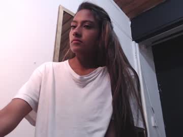 girl strawberry_7245 image #1167777