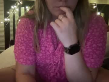 girl m3ganzwrld image #2896032