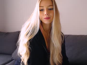 girl pervyblonde image #1233603