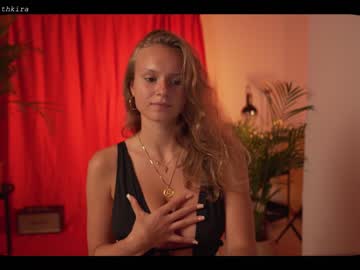 girl chillwithkira image #2320950