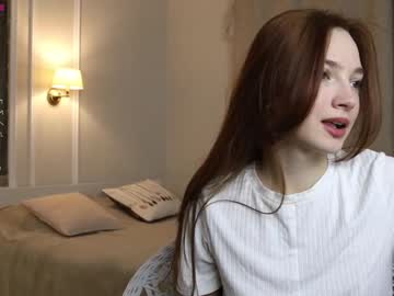 girl _guesswhat_ image #903819