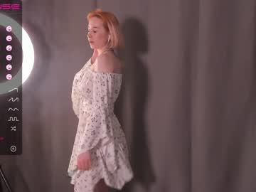 girl whitee_angel image #3421251