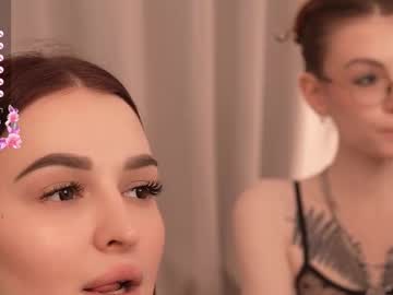 kiraninetails naked cam