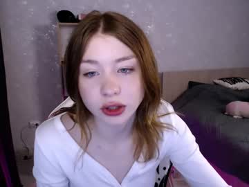 lower_angel naked cam