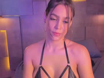 girl amelia_johnson image #2144048