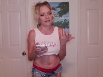 girl laceycoffeegirl image #3712595