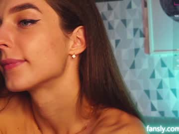 girl angels_kiss image #2672337