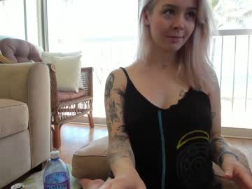 girl honey_sunshine image #2313531