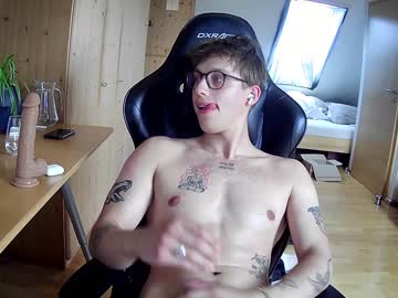 man johnny2000x image #2375382