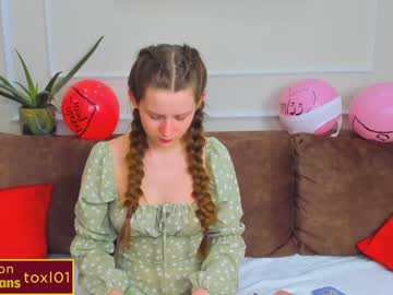 girl toxl image #1019373