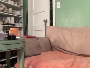 oftenelle naked cam