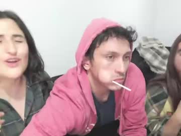 lolapelos naked cam