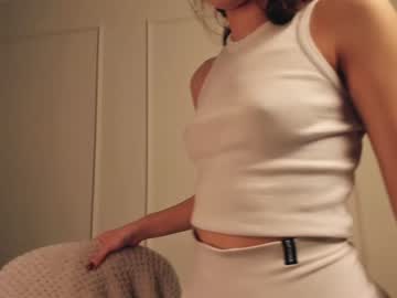girl laa_ura image #3984256