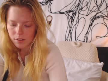 girl crimsonxrapture image #373959