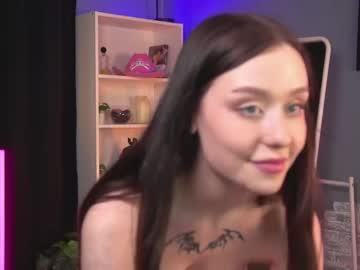 girl ella_knockers_xl image #3862044