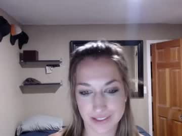 hunnybunny870 naked cam