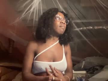 girl dippedinchocolateee image #2983203