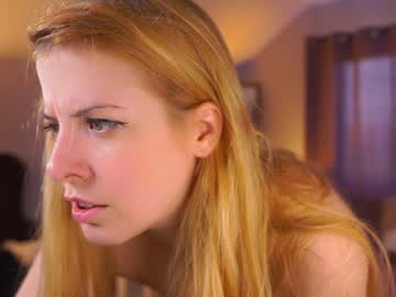 girl juicyandthepussyblvd image #2144532