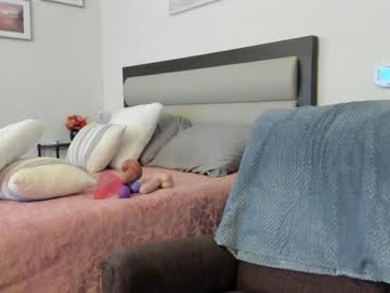 girl carliescott_meow image #535053