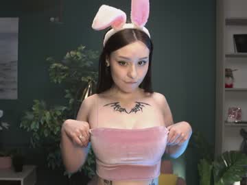 girl ella_knockers_xl image #1340857