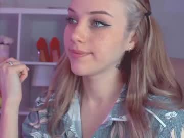 girl mia_milagros image #1238375