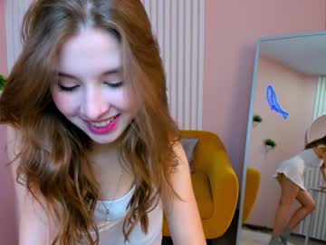 girl milablush image #2940629