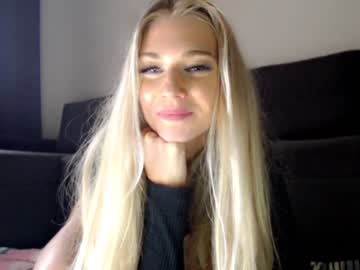 girl pervyblonde image #1843627