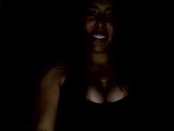 petite_mrie naked cam